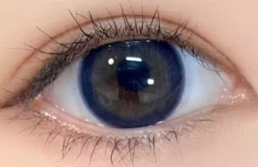 YOUPLUSの高発色カラコンは、日本でも人気の海外カラコンブランド。鮮やかな発色で瞳を大きく美しく見せ、コスパ良しで毎日のメイクに最適。ナチュラル系からハーフ系まで幅広く選べるYOUPLUSの高発色カラコンは、海外カラコンを探す日本ユーザーにおすすめです。