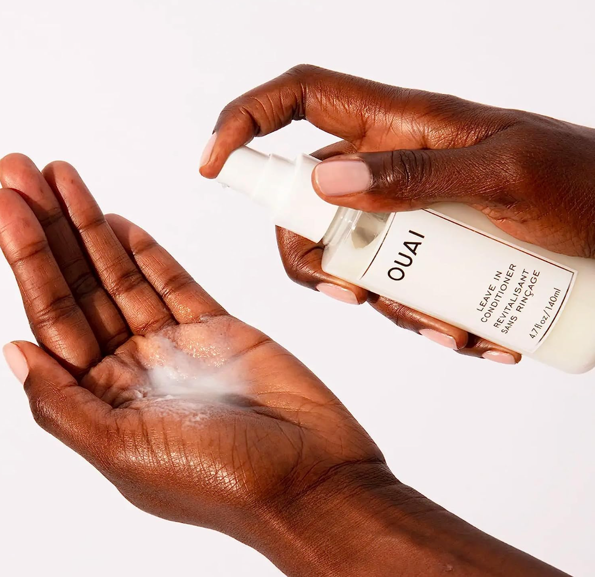 OUAI Leave-In Conditioner. Multitasking Mist that Protects Against Heat, Primes Hair for Style, Smooths Flyaways, Adds Shine and Detangles. Free from Parabens, Sulfates and Phthalates (4.7 oz)