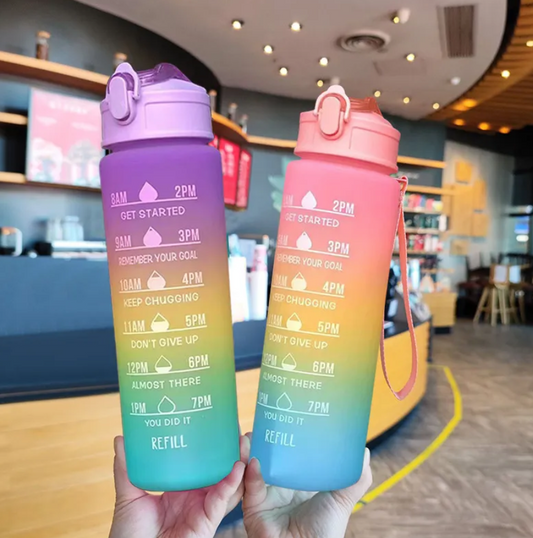 ポータブルウォーターボトル,900ml,動機付けのウォーターボトル,時間マーカー付き,漏れ防止,アウトドアスポーツ用,Bpaフリー