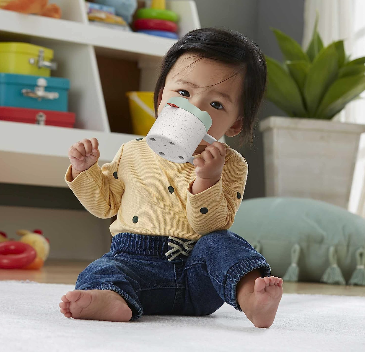 Fisher-Price Baby Toy Rattle A-Latte Coffee Cup Teether for Infant Sensory Play Ages 3+ Months