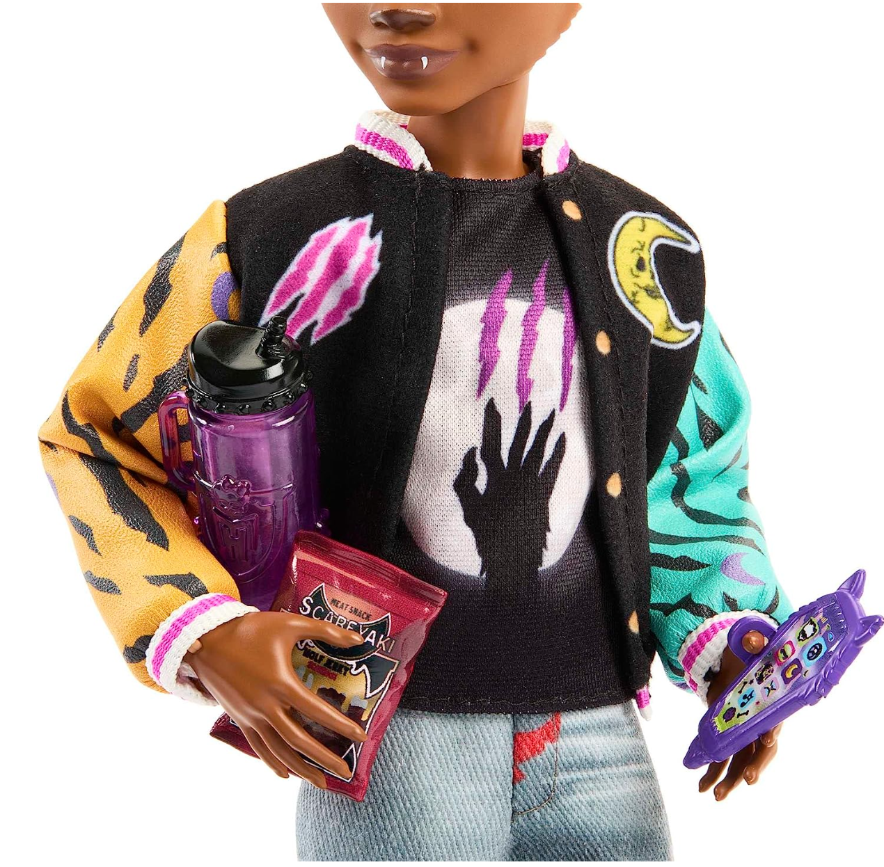 Bambola Monster High, Clawd Wolf, lupo mannaro, con cucciolo Gargoyle Bulldog e accessori a tema, include maglia e borsa da Casketball.