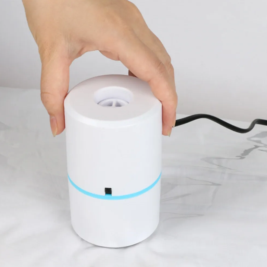 衣類や食品を保管するための,圧縮バッグ付きのコンパクトな電気真空ポンプ