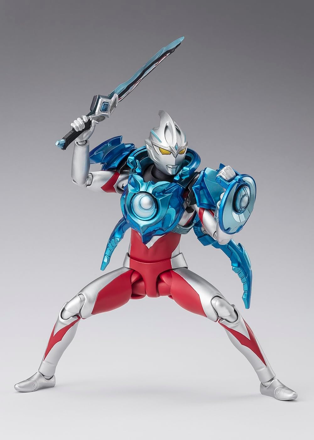 BANDAI SPIRITS SHFiguarts Ultraman Arc Luna Armor Figura snodabile dipinta in PVC e ABS di circa 150 millimetri