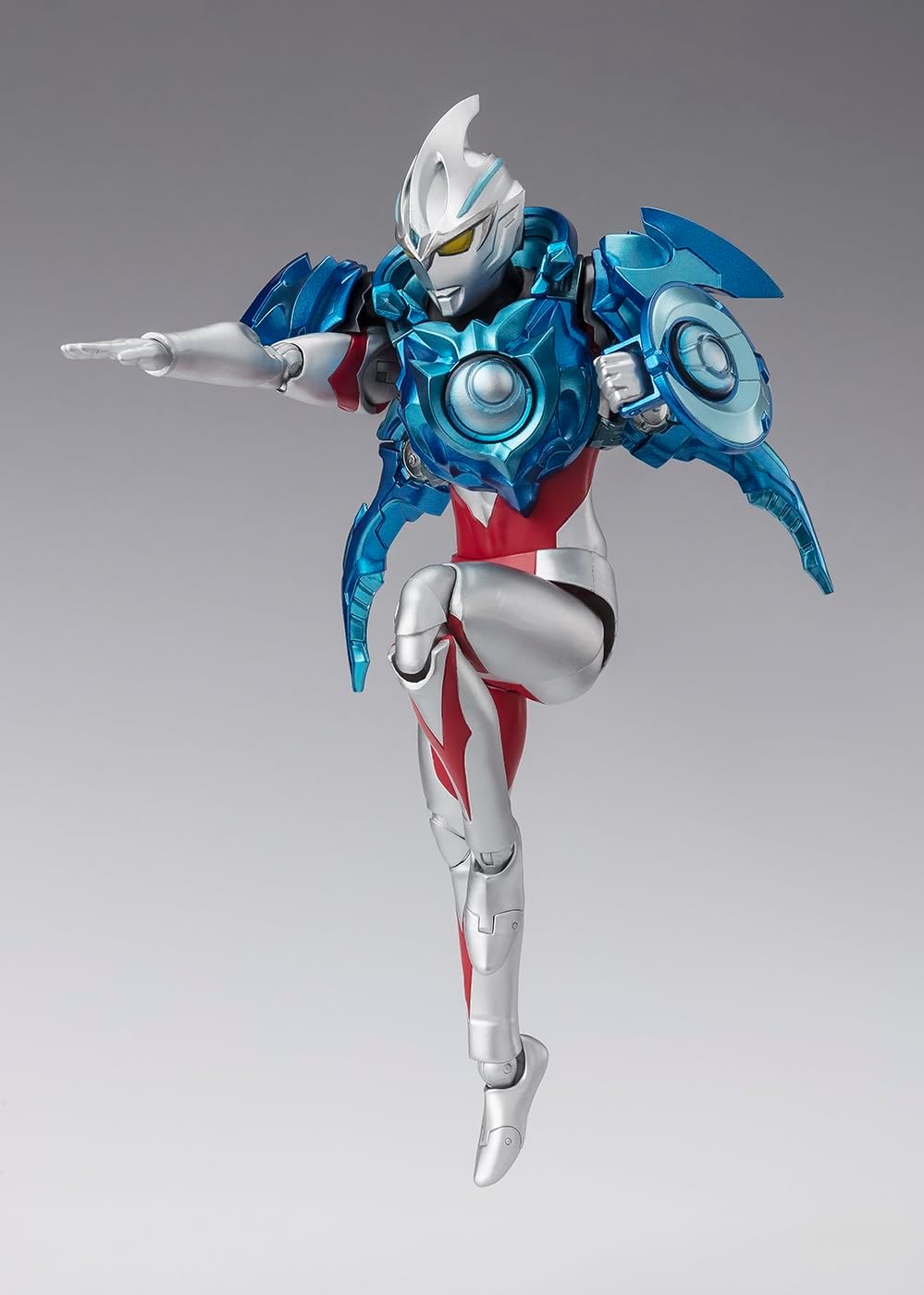 BANDAI SPIRITS SHFiguarts Ultraman Arc Luna Armor Figura snodabile dipinta in PVC e ABS di circa 150 millimetri
