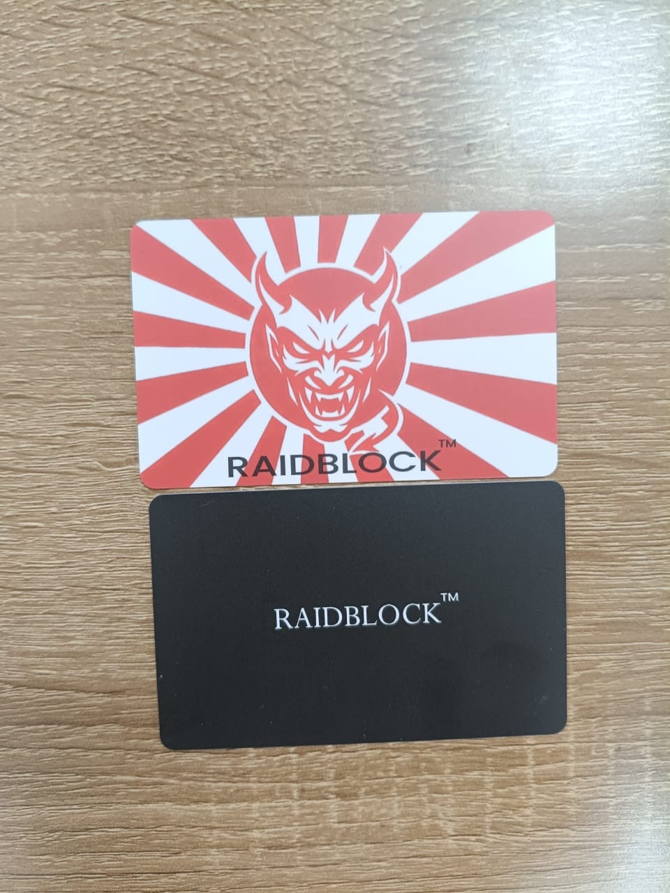 RAIDBLOCK 【1枚で全カード防御】悪魔級スキミング防止カード