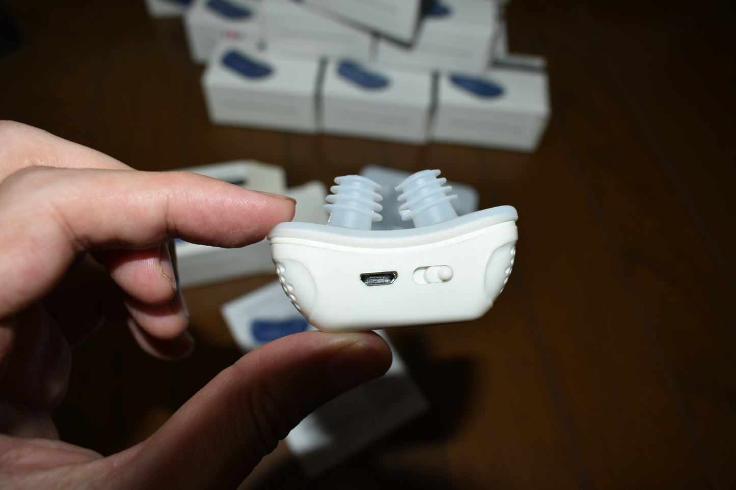 いびきや無呼吸に悩んでいる方へ今よりも睡眠の質を向上する電気いびきデバイス YOUPLUS