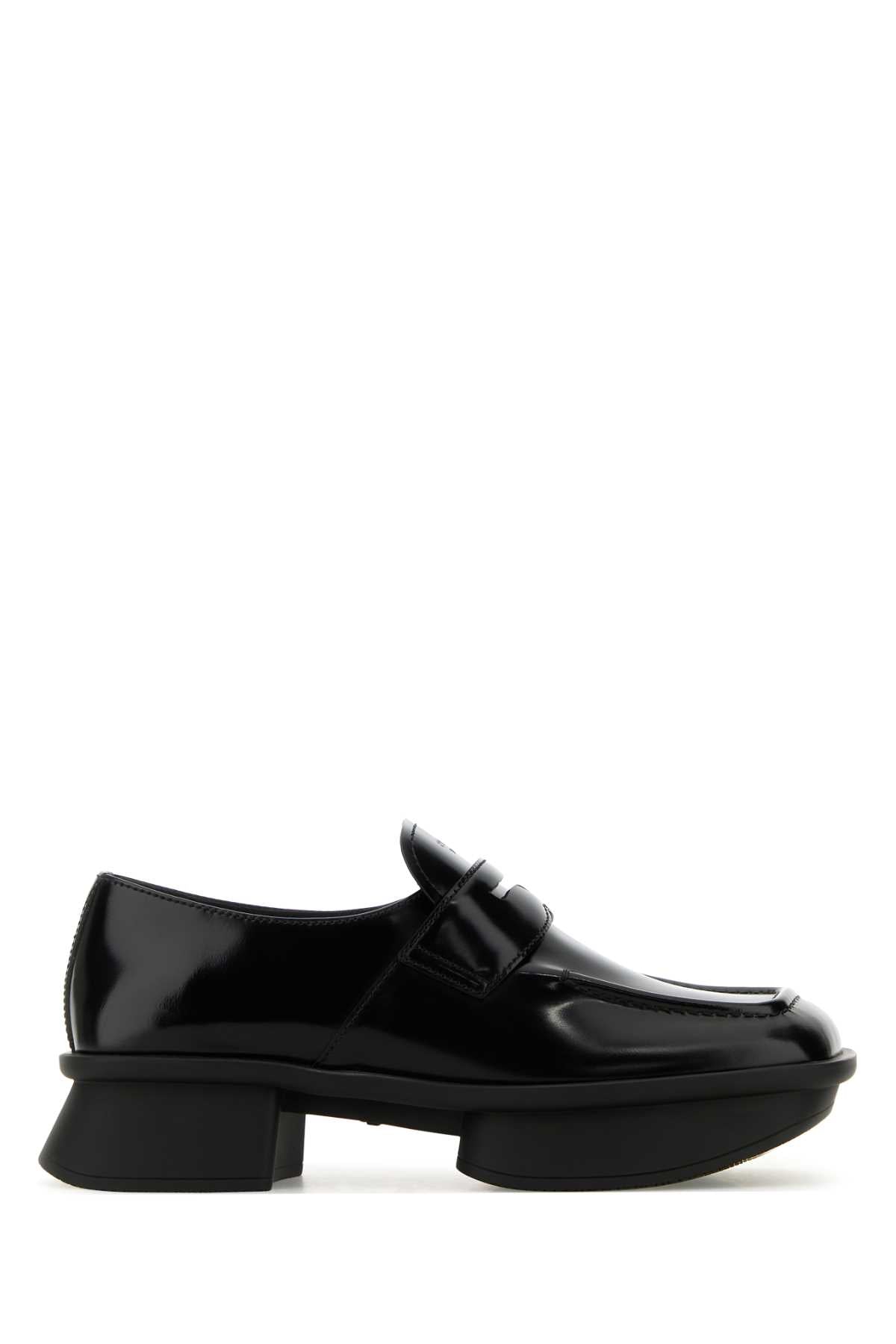 Prada プラダブラックレザーはローファーに等しい - Image 1