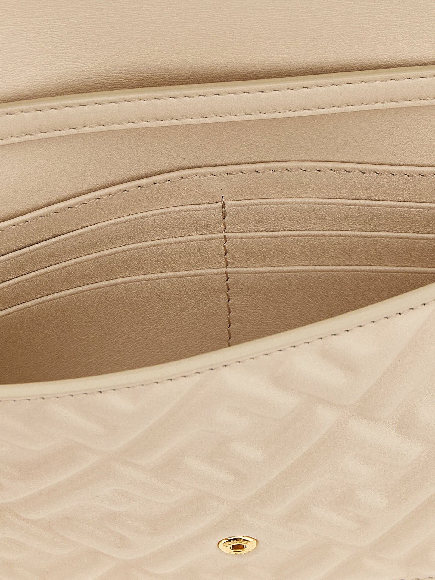 Fendi チェーン上のフェンディ「バゲット」ウォレット - Image 1