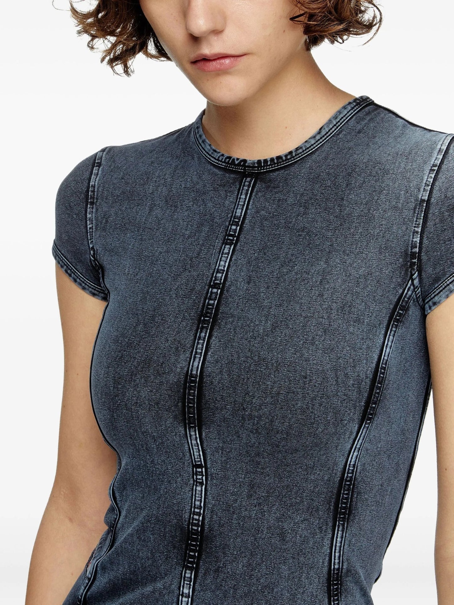 Diesel 次の表が追加されています。 - Image 1