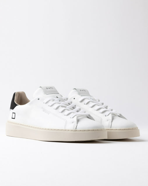 D.a.t.e. 日付。レバンテの子牛 - Image 1