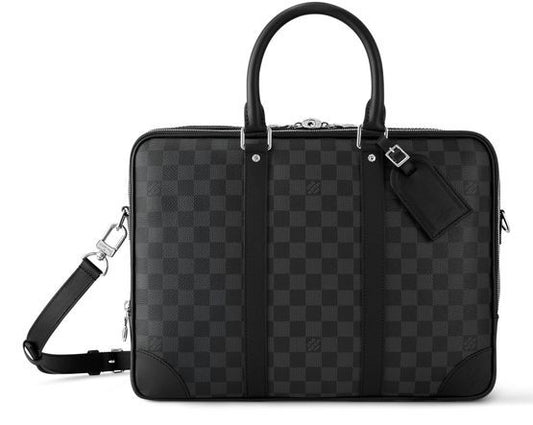 LOUIS VUITTON Porte Documents Voyage - Image 1