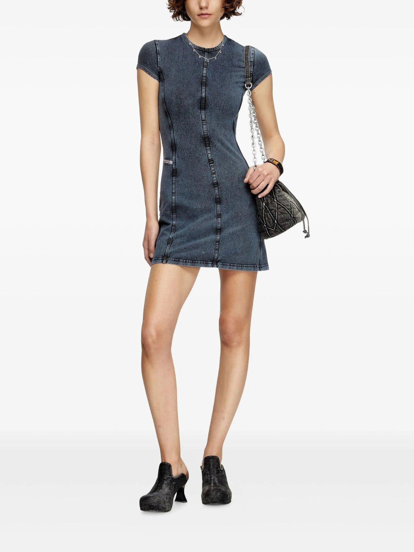 Diesel 次の表が追加されています。 - Image 2