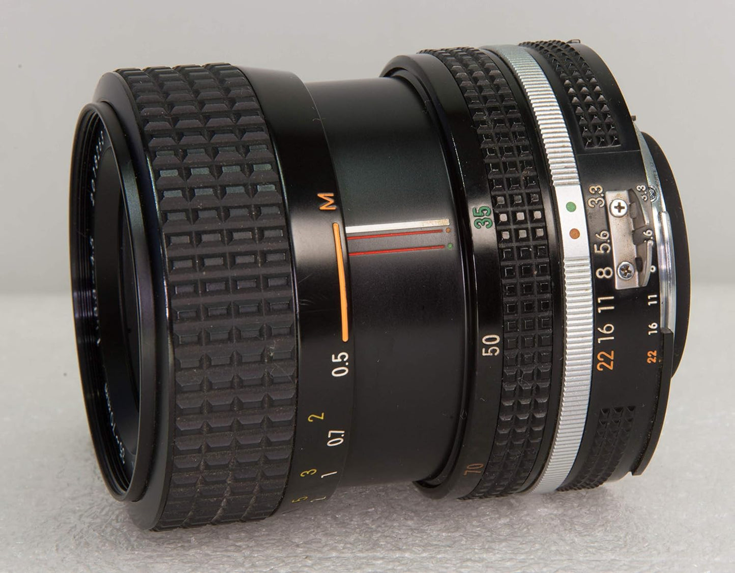 Nikon MF Lens Ai 35-70mm F3.3-4.5s