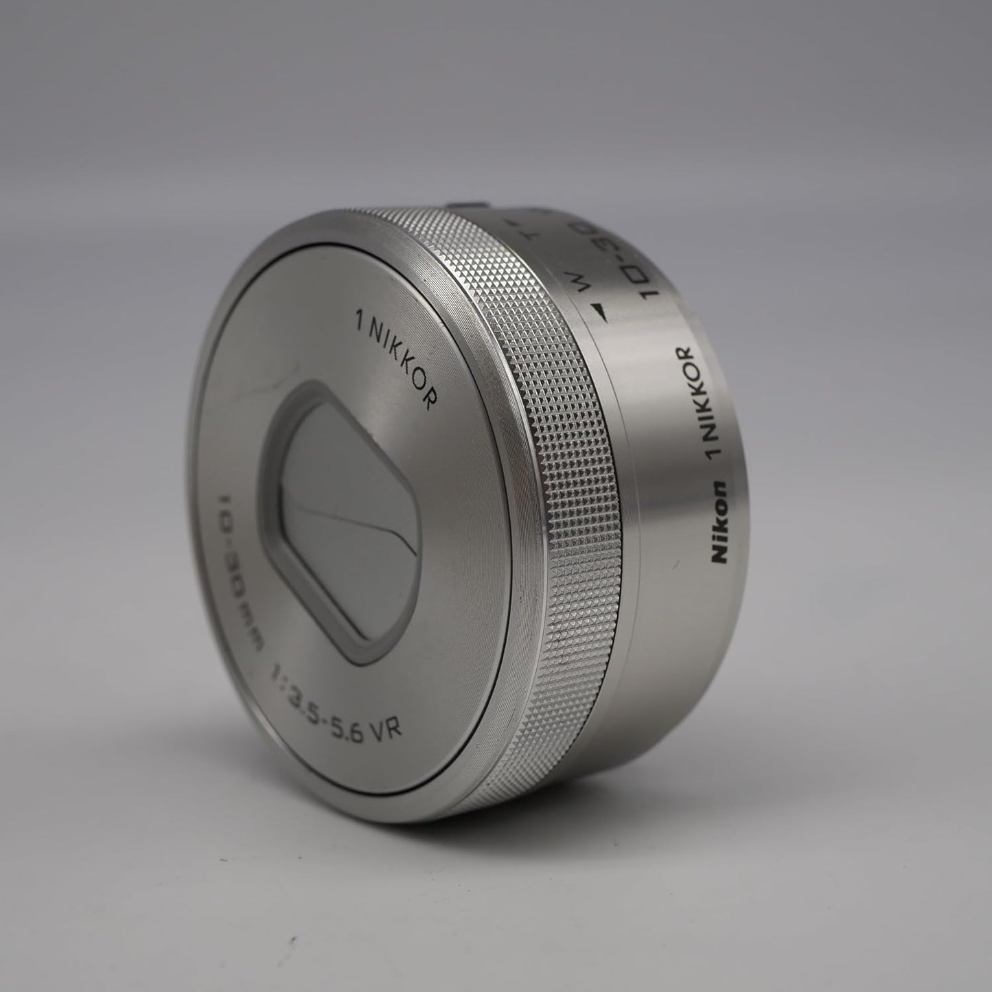 Nikon Standard Zoom Lens 1 NIKKOR VR 10-30mm f/3.5-5.6 PD-ZOOM Silver