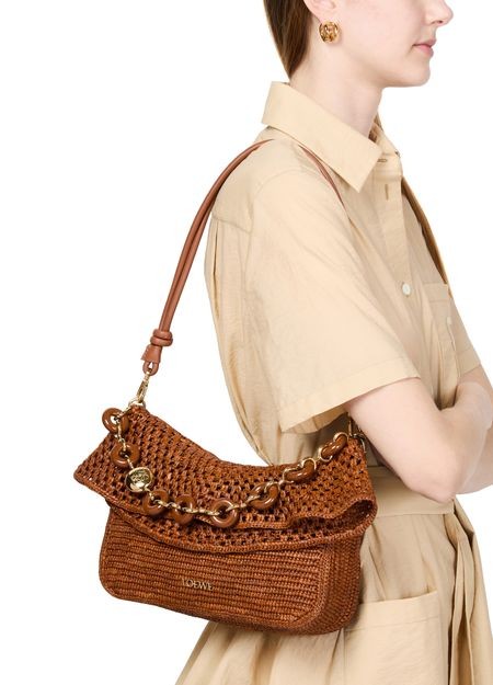 LOEWE Ola Hobo medium bag in raffia and calfskin - Image 2