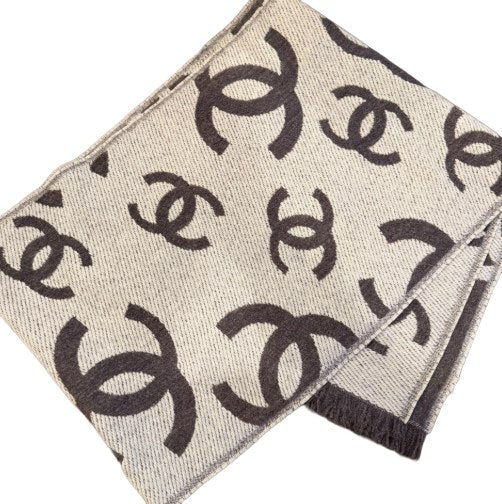 CHANEL CC LOGO CHARCOAL/LIGHT GREY 26C REVERSIBLE SCARF