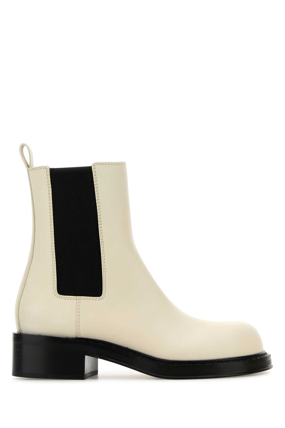 Bottega Veneta Ivory Leather Cliff Ankle Boots - Image 2