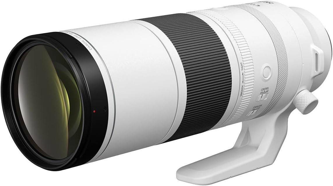 Canon RF200-800mm F6.3-9 is a USM super telephoto zoom lens, mirrorless, strong zoom range, comfortable handheld shooting, for wildlife, nature and outdoor sports, compact and lightweight