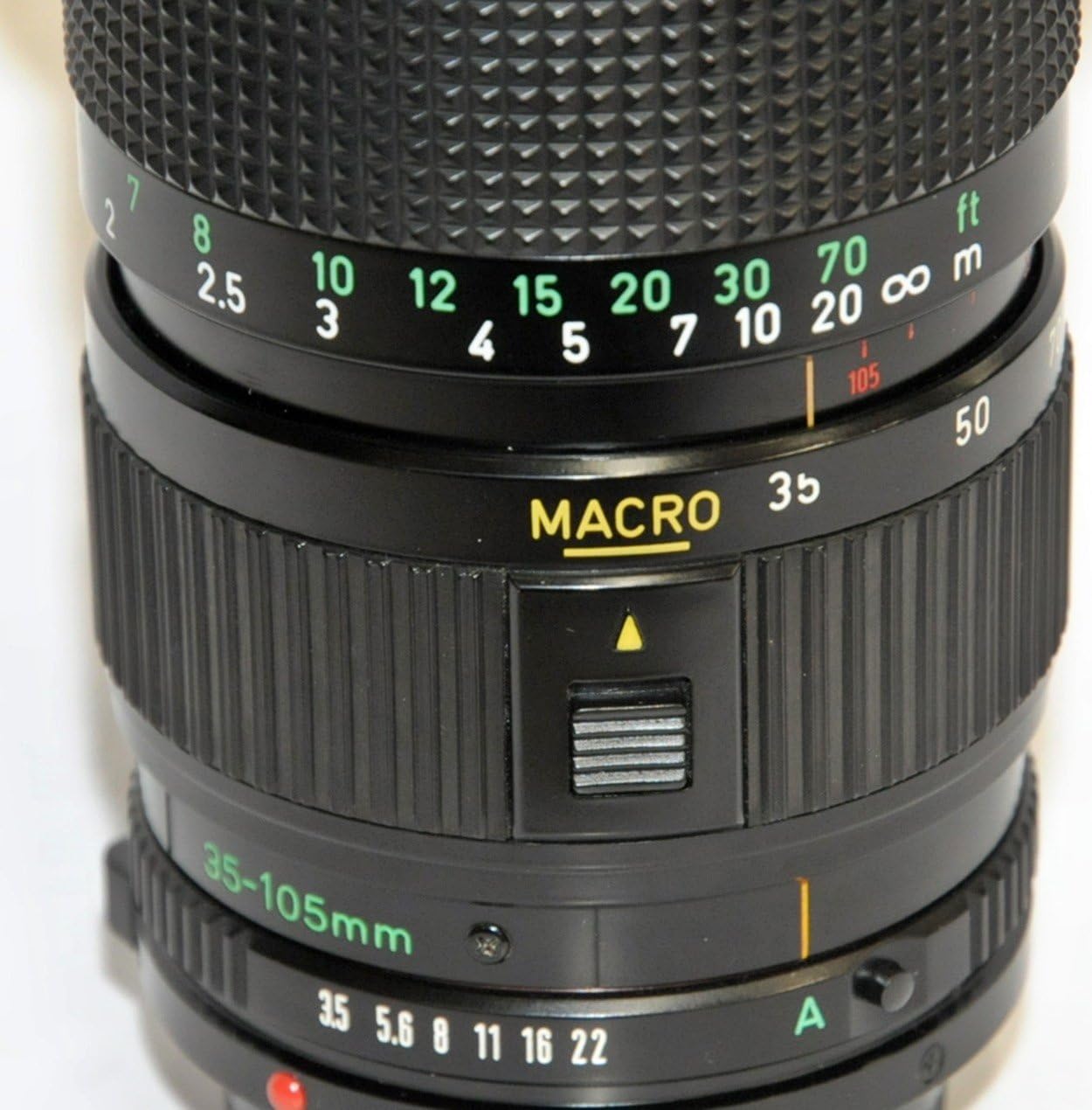 Canon MF Lens NewFD 35-105mm F3.5