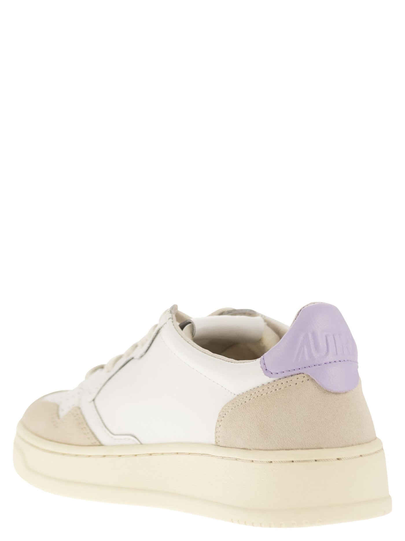 Autry Medalist Low Leather Sneakers - Image 3