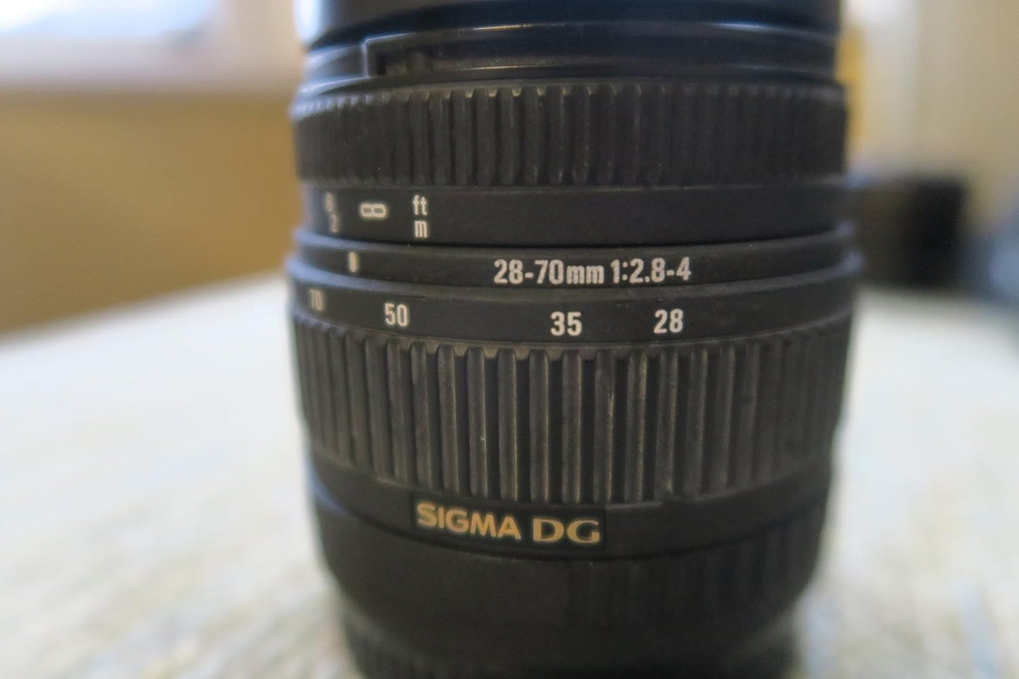 Sigma Standard Zoom Lenses 28-70mm F2.8 EX DG CANON