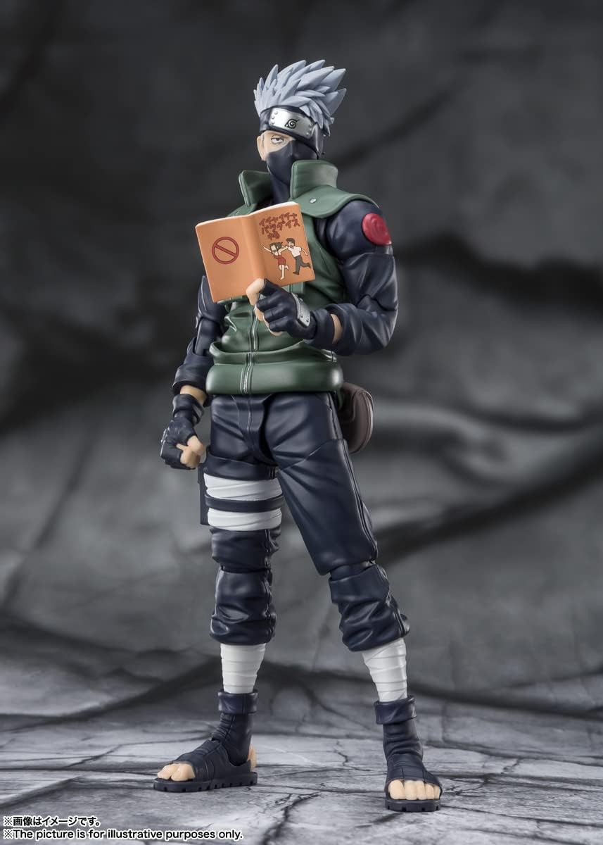 S.H. Figuarts Naruto Shippuden Kakashi Hatake -Heroes of the Famous Sharine-Eye - Approx. 6.3 inches (160 mm), ABS & PVC Pre-painted Action Figure