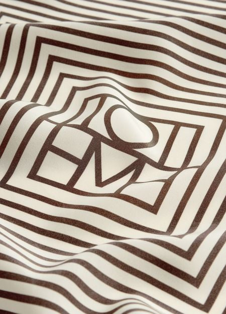 TOTEME Silk scarf with monogram in the middle - Image 3