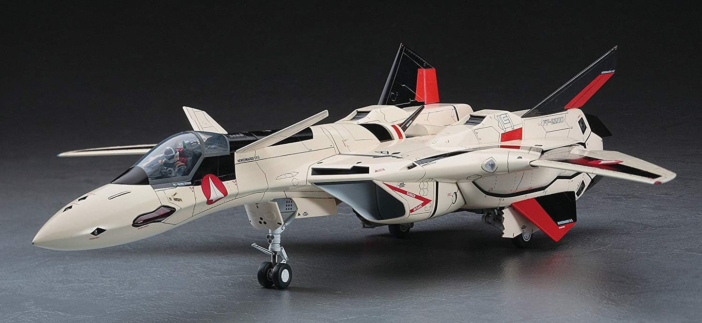 1/48 Macross Plus YF-19 (Plastic model)
