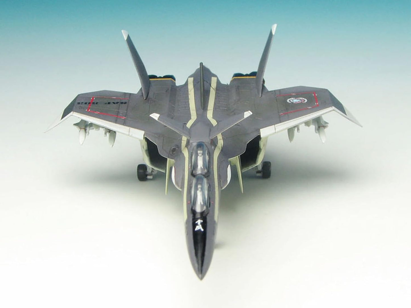 PLATZ SSY-11 Fighting Fairy Yukikaze FER-31 MR/D Super Silf Snow Wind with Mini Magnetic Sheet, 1/144 Scale Plastic Model