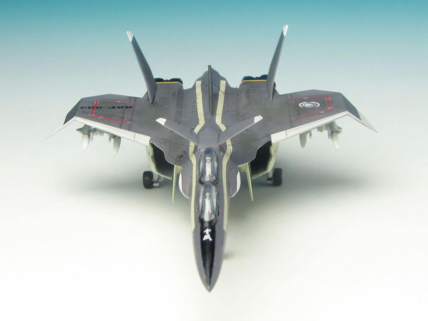 PLATZ SSY-11 Fighting Fairy Yukikaze FER-31 MR/D Super Silf Snow Wind with Mini Magnetic Sheet, 1/144 Scale Plastic Model