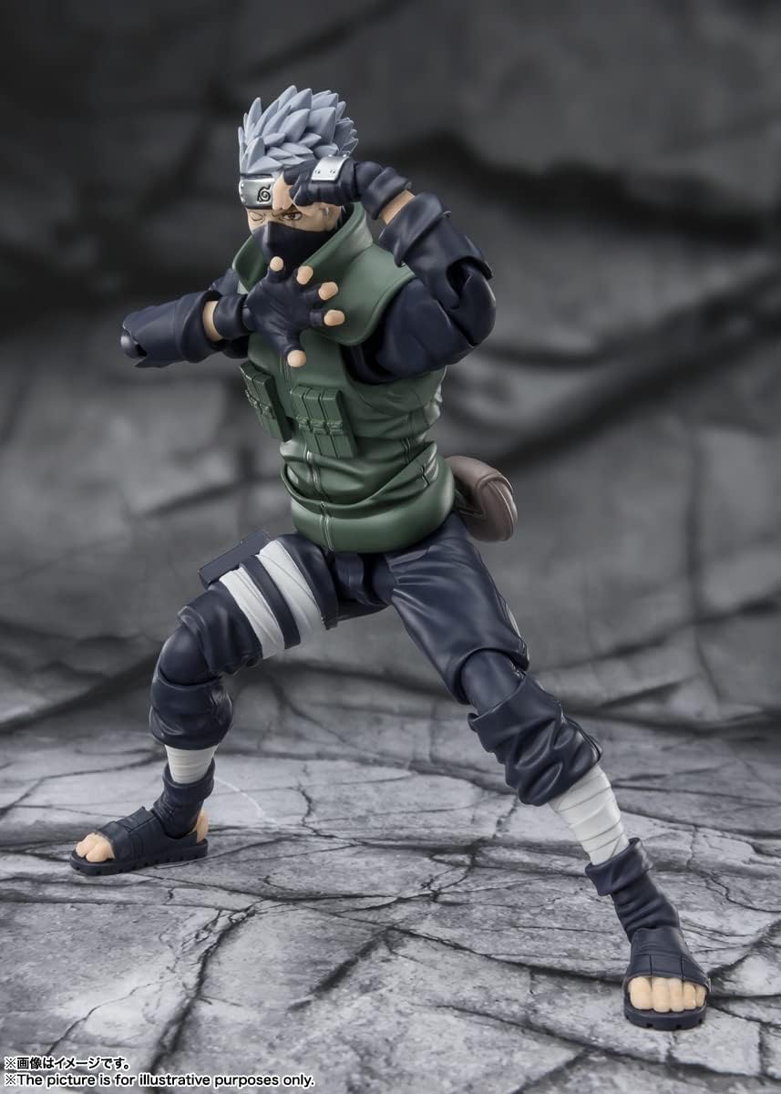 S.H. Figuarts Naruto Shippuden Kakashi Hatake -Heroes of the Famous Sharine-Eye - Approx. 6.3 inches (160 mm), ABS & PVC Pre-painted Action Figure