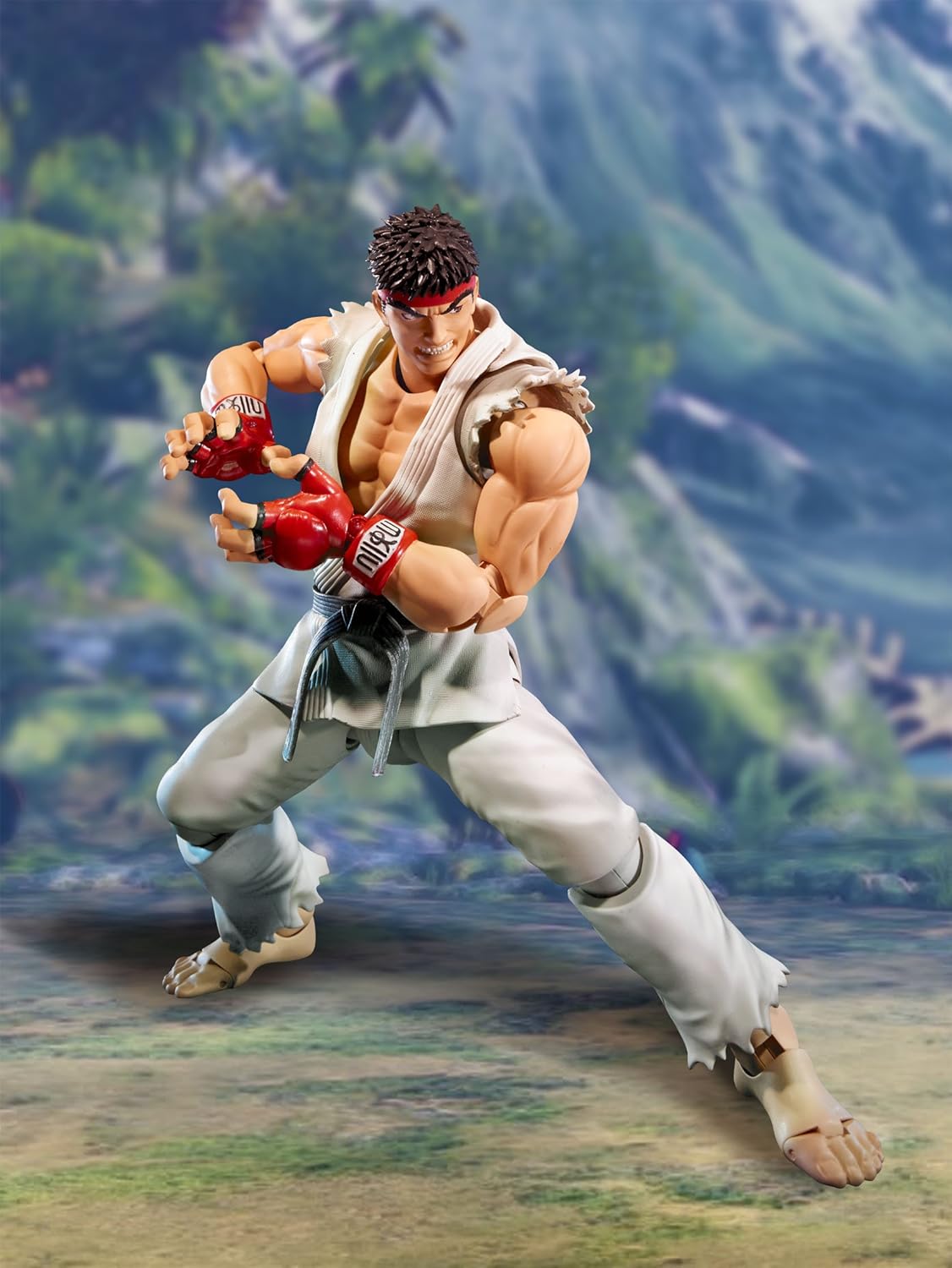 S.H. Figuarts Street Fighter Ryu, Approx. 5.9 in. (150mm), ABS and PVC, Painted Action Figure
