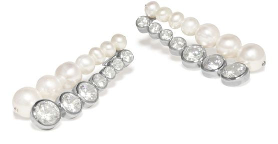 COMPLETEDWORKS パール付き イヤリング - Image 4