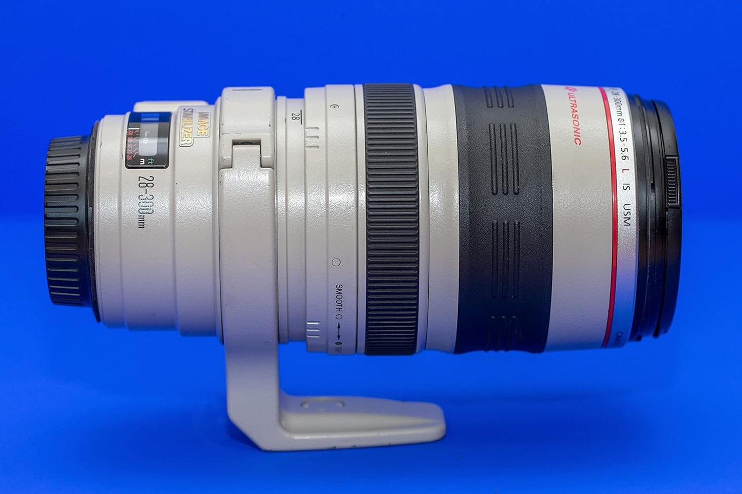 Canon EF 28-300mm f/3.5-5.6L IS USM SLR Telephoto lens White