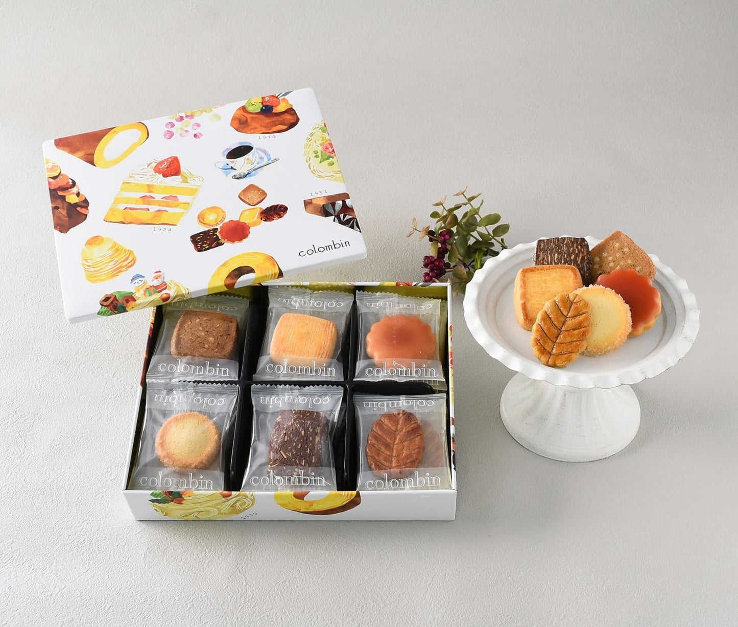 Columban Anniversary Leaf Rusec Gift Treat Assortment Individually Wrapped Design Tin Luxury Reward Cookies, 19 Count