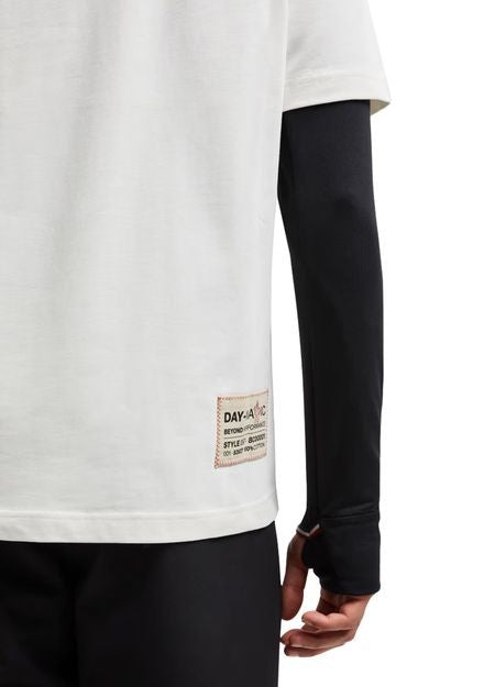 MONCLER GRENOBLE 半袖Tシャツ - Image 4