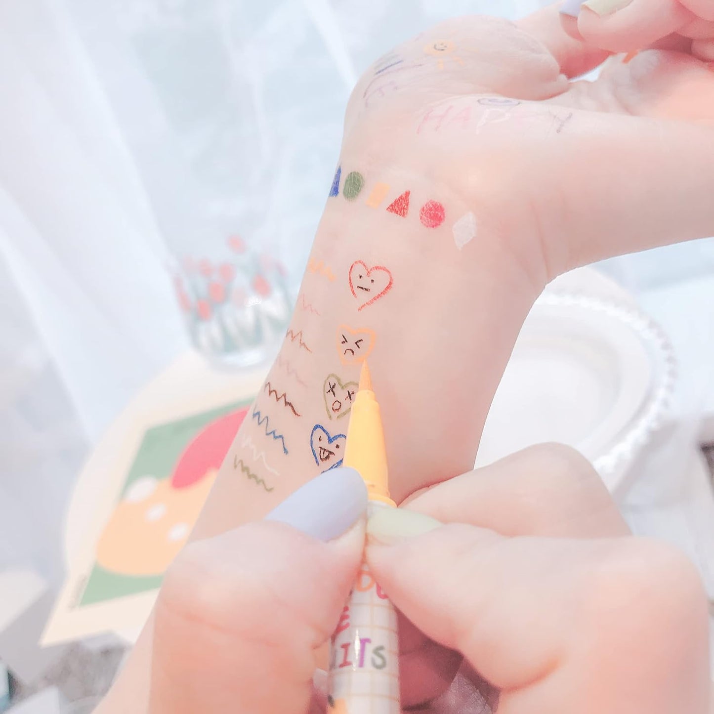 FLORTTE 01 Color Liquid Eyeliner WP