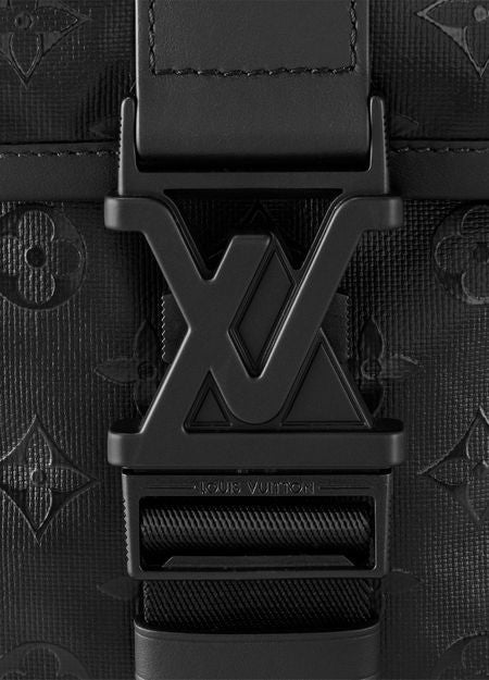 LOUIS VUITTON マウンテン・バックパック - Image 5