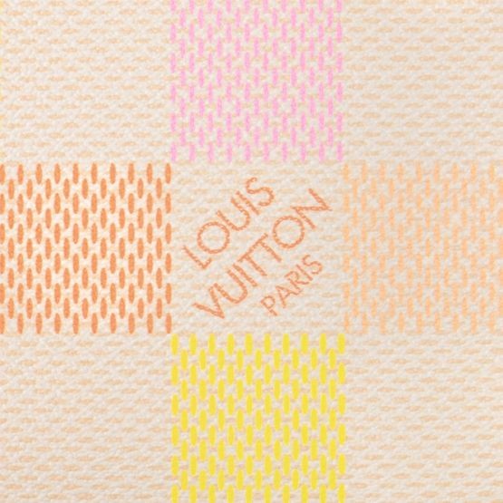 LOUIS VUITTON Toilet Pouch - Image 5