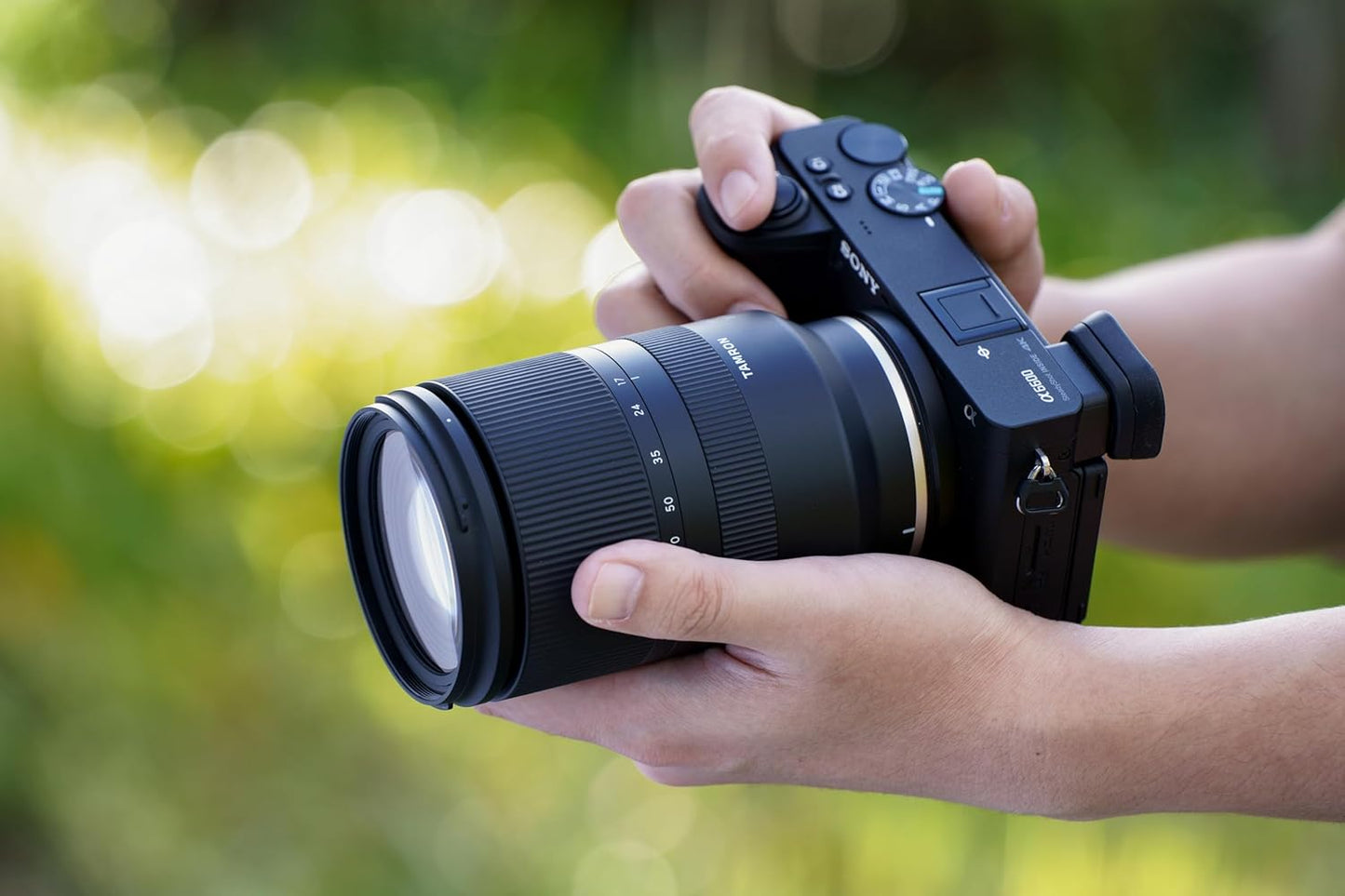 TAMRON Zoom 17-70mm F/2.8 Di III-A VC RXD (Model B070) for Sony E