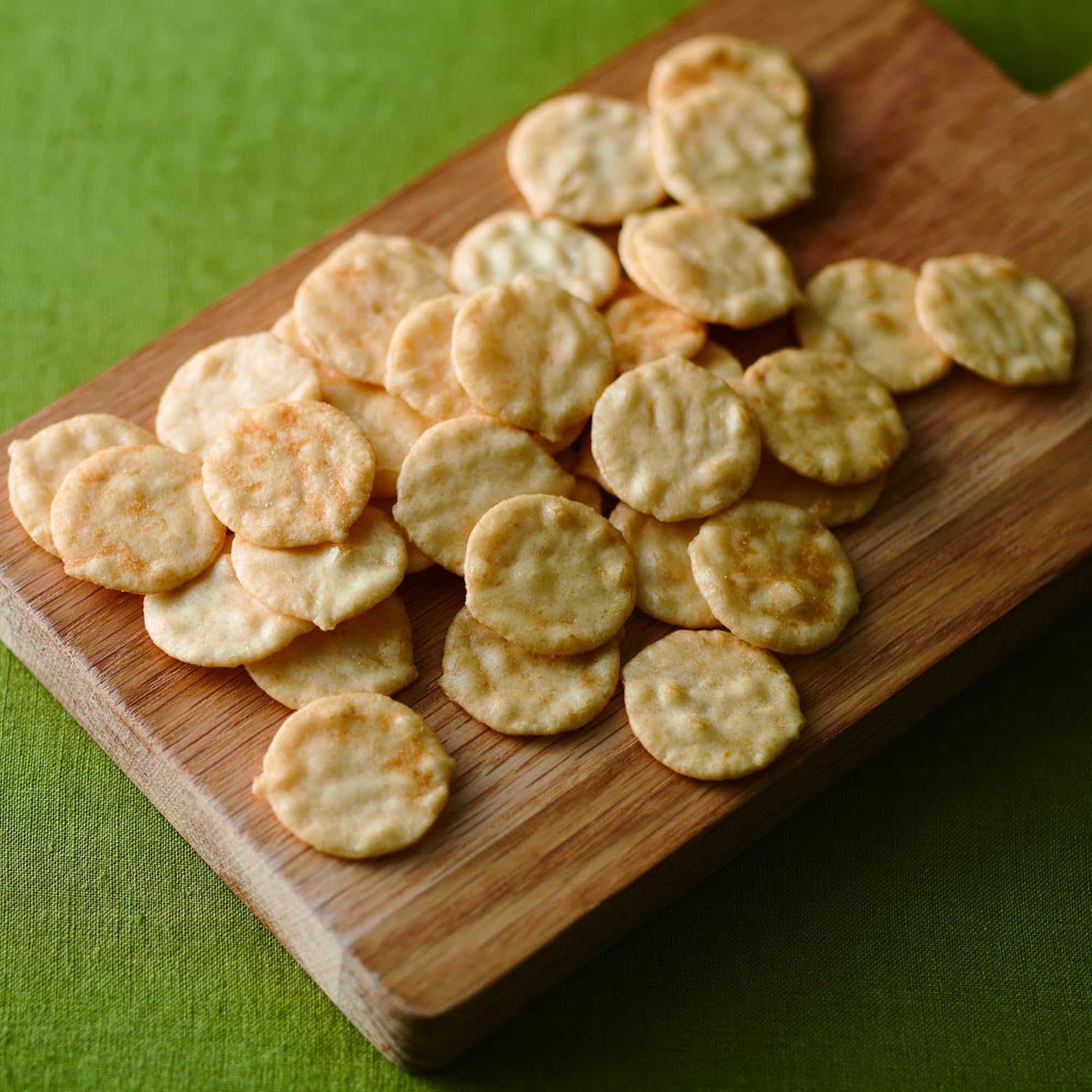 MUJI UFZ74A4S Non-fried Rice Snacks, Crispy Chips, Wasabi Flavor, 1.1 oz (32 g)