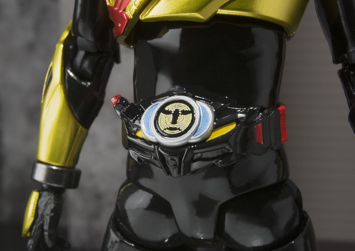 TAMASHII NATIONS S.H.フィギュアーツ 仮面ライダードライブ ゴルドドライブ 約145mm PVC&ABS製 塗装済み可動フィギュア