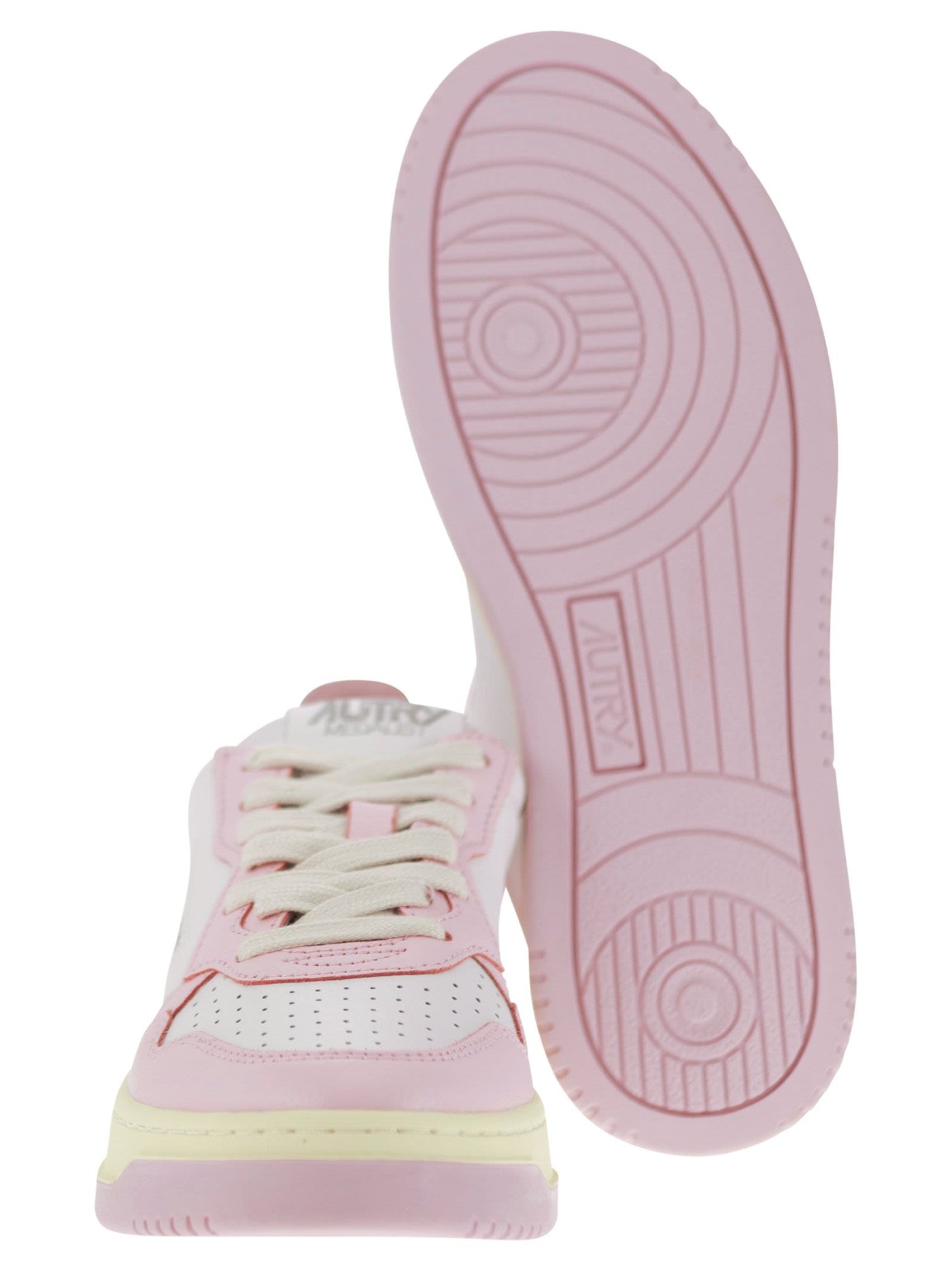 Autry Medalist Low Two Tone Leather Sneakers - Image 5