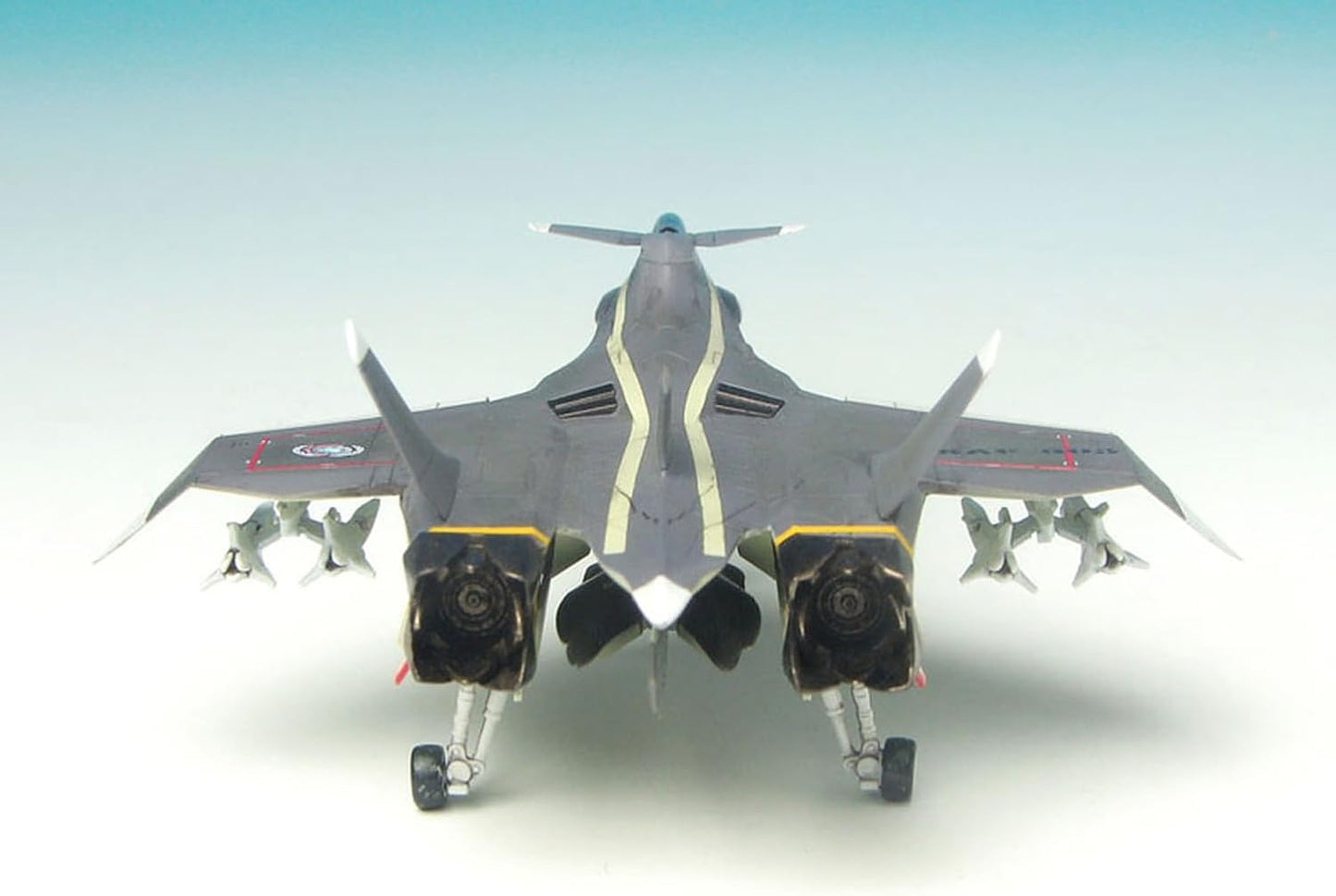 PLATZ SSY-11 Fighting Fairy Yukikaze FER-31 MR/D Super Silf Snow Wind with Mini Magnetic Sheet, 1/144 Scale Plastic Model
