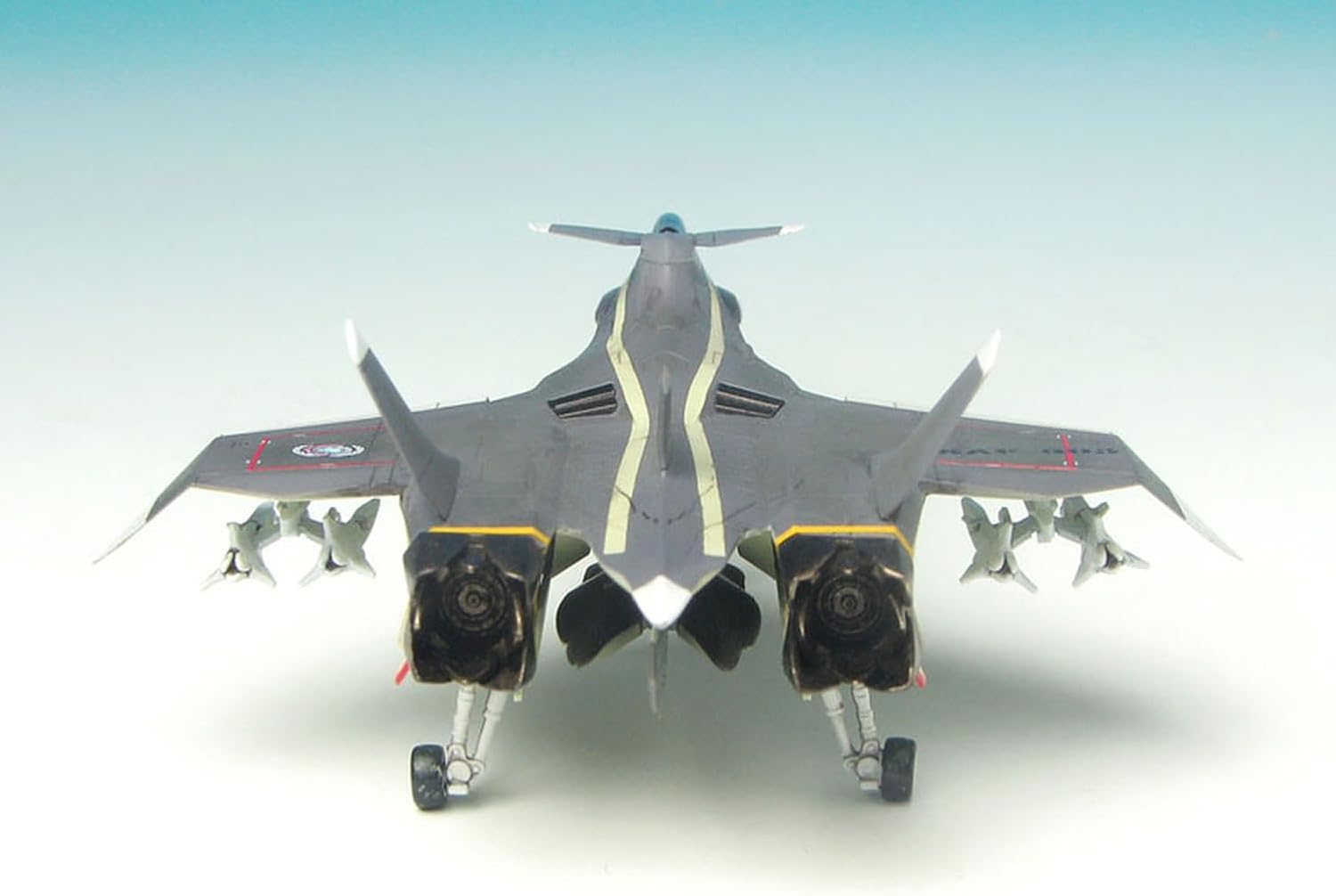 PLATZ SSY-11 Fighting Fairy Yukikaze FER-31 MR/D Super Silf Snow Wind with Mini Magnetic Sheet, 1/144 Scale Plastic Model