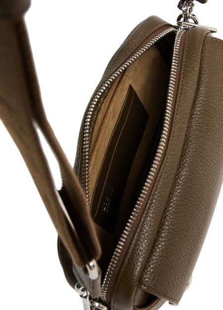 LOEWE Pebble camera bag in grained calfskin - Image 5