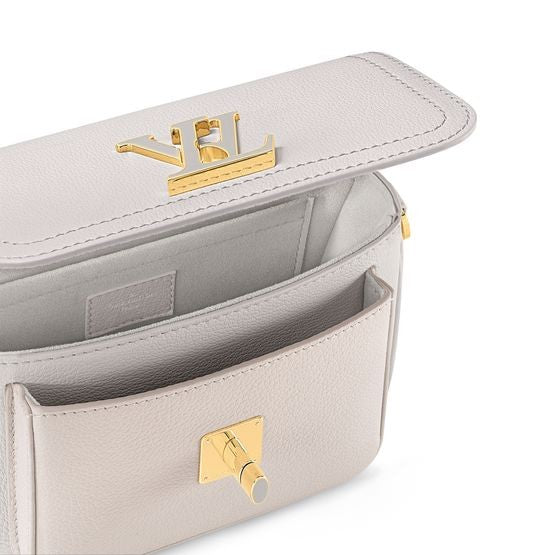 LOUIS VUITTON LockMe Tender - Image 5