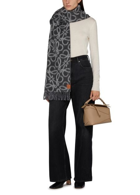 LOEWE Anagram スカーフ - Image 5