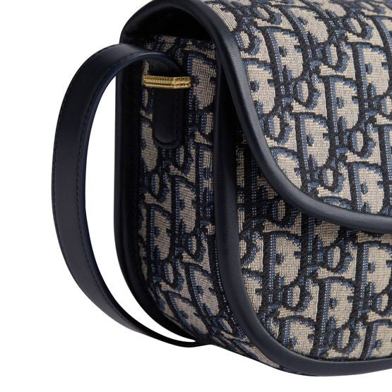 Medium Dior Médaillon Flap Bag - Image 5