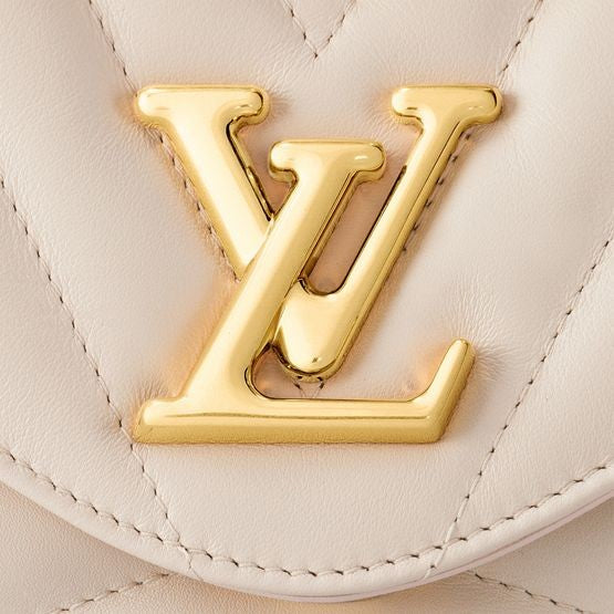 LOUIS VUITTON New Wave Chain Bag GM - Image 6